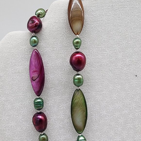 Dyed Pearls & Mother of Pearl Single Strand Necklace 52" Sally C Treasures - Picture 4 of 10